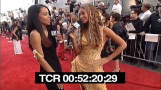 Aaliyah and Beyonce at the 2000 MTV Movie Awards [upl. by Nilahs]