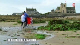 Marchés  Le triporteur à Barfleur  20150815 [upl. by Wilow]