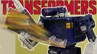 When The Exclusive Is No Longer An Exclusive  transformers Legacy Soundwave Review [upl. by Finkelstein70]