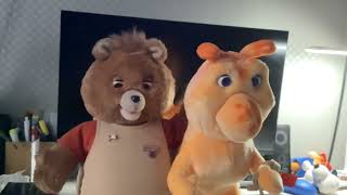 Teddy ruxpin and grubby singing the italian take a good look tape [upl. by Obbard]