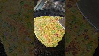 PalakGreen Paratha viralvideo food foodie healthy Paratha shortvideo cookingvlogwinter [upl. by Nayhr164]