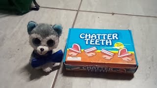 unboxing some chattering teeth toys [upl. by Pizor]