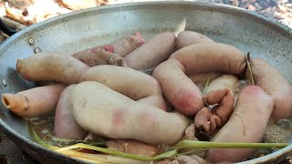 Cooking Sausage in Pig Intestine Recipe For Delicious Eating with Lifestyle Cooking Foods [upl. by Thanasi]