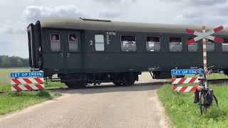 Onbewaakte spoorwegovergang BeekbergenDutch Railroad Crossing [upl. by Hillhouse]