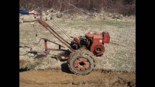 Simplicity VB Garden Tractor Plowing amp Disking [upl. by Esteban]