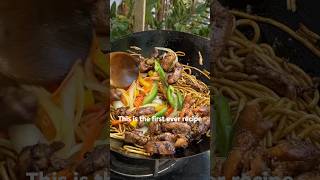 Chinese Black Pepper Chicken Lo Mein cantonesecooking chinesefood chineselomein [upl. by Yentrac]