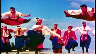 Dance of the Zaporozhye Cossacks  the Alexandrov Red Army Ensemble 1965 [upl. by So60]