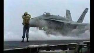 F 18A in action a bordo della portaerei Uss America CV 66 [upl. by Nasia]