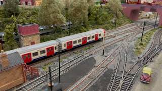 Bachmann S Stock London Underground Tube Model Rail Set  2022 LT Museum Release OO Gauge DCC Fitted [upl. by Losiram217]