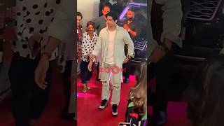 Sidharth Malhotra arrives with Kiara Advani at the screening of Satyaprem Ki Katha shorts [upl. by Libbna]