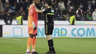 Calcio indagini in corso per i cori razzisti contro il portiere Maignan in Udinese  Milan [upl. by Ahseim635]