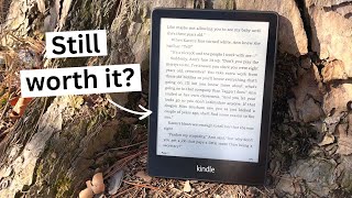 Kindle Paperwhite Review 2024 Still Worth It [upl. by Egiedan]