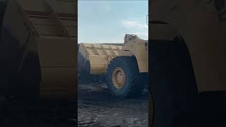 Caterpillar 990 Wheel Loader Loading Coal On Lorries [upl. by Yna]