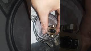 E90 330D  Rebuilding Brake Vacuum Pump [upl. by Assyle]