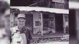 Penns Store Outhouse Races  Kentucky Life  KET [upl. by Averir]