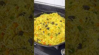 How to cook Nigerian Fried Rice youtubeshorts friedricerecipe nigerianfood howtocook [upl. by Grissom]