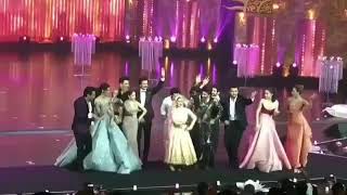 Salaameishq  IIFA Awards 2018  Rekha  Varun Dhawan  Kriti sanon Shraddha Kapoor Arjun Kapoor [upl. by Gregoor]