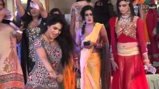 DHOLA VE DHOLA  MEHAK MALIK  WEDDING PARTY [upl. by Ecertal585]