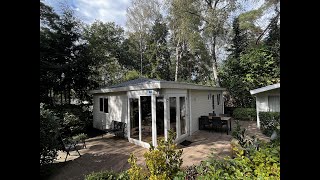 Carre chalet in de natuur op EuroParcs Beekbergen te koop [upl. by Drof]