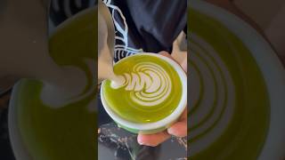 TULIP SLOWSETTA LATTE ART Matcha Jago Minuman latteart [upl. by Esoryram81]