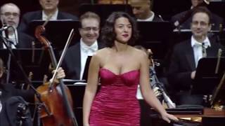 Khatia Buniatishvili RoBert Schumann A minor Concerto Zubin Mehtasheet music [upl. by Auod]