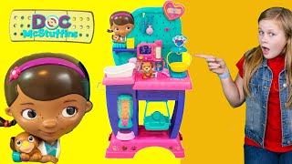 Unboxing the Doc McStuffins Vet Check Up Clinic with Findo Playset [upl. by Odelle]