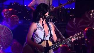 Katy Perry  Thinking Of You Live on Letterman [upl. by Erbma]