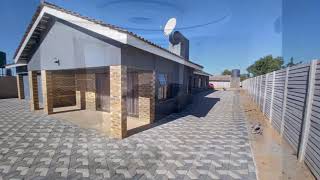 Zimre Park Zimbabwe modern house for sale [upl. by Aihsinat]