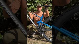 Mondraker FPodium 2024 sistema Zero 🤔 mtb shorts [upl. by Nitsew]