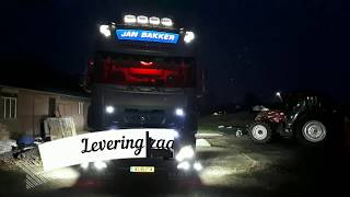 Boer Gerrit vlogt  Levering zaagsel in het donker [upl. by Lewan]