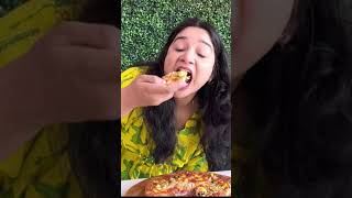 Alia Bhatt Favourite Pizza🍕🍕  Fun2oosh Food Shorts [upl. by Arron]