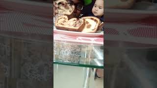 NIGERIAN TRY ROMANIAN FOOD Cozonac pufos Cozonac cu nuca Cozonac in Engleza CozonacEaster bread [upl. by Teryn850]