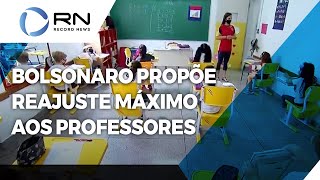 Bolsonaro diz que vai autorizar aumento de 33 para professores [upl. by Shani11]