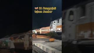 Kereta Ranggajati menyilang Kereta Blambangan Ekspres [upl. by Marybeth149]