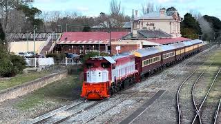 X54 undercoat departs Moss Vale [upl. by Nimajeb617]