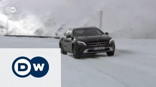 Mercedes GLA mit Allradantrieb durch den Schnee  Motor mobil [upl. by Lucas]