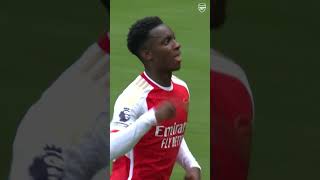 Outrageous Martinelli assist sets up Nketiah goal [upl. by Erdua318]