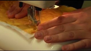 Beginner Free Motion Machine Quilting with Jenny Doan of Missouri Star Instructional Video [upl. by Yenolem624]