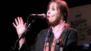 Suzanne Vega  quotNew York Is My Destinationquot eTown webisode 146 [upl. by Benge]