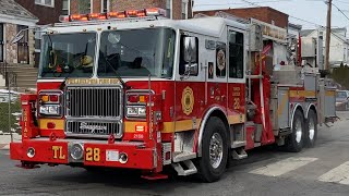 ⁴ᴷ Philadelphia Fire Department Engine 71 Tower Ladder 28 amp Battalion 12 Responding  Urgently￼ [upl. by Eanrahs]