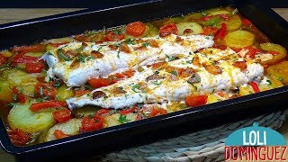 Merluza al horno con patatas y verduras  Receta muy fácil y rápida  Paso a paso  Loli Domínguez [upl. by Nylaj301]