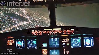 Despegando de Ciudad de México de Noche en la cabina de Pilotos [upl. by Worra378]