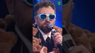 Dargen DAmico a Sanremo 2024 quotCessate il fuocoquot [upl. by Notsuj]