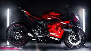 Ducati Panigale V4 2022  V4S  V4R  V4SP  V4SP2  Superleggera V4  Walkaround  2022  4K [upl. by Christensen483]