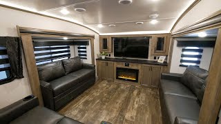 Beautiful Couples 5th Wheel  2022 Sabre 37FLH [upl. by Knuth]