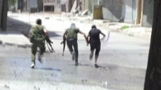 Syrie violents combats de rue bombardements à Alep [upl. by Carlita]