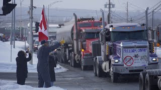 Le convoi de la liberté accueilli par de nombreuses personnes à SaintGeorges [upl. by Kucik]