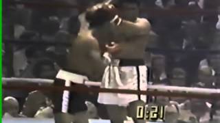 Muhammad Ali does Nick Diaz impression and Howard Cosell says quotAli is 2  0  9quot [upl. by Haisi314]