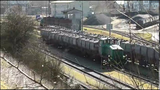 StangenDiesellok KraussMaffei ML 440 C rangieren im Werk HartAlz am 622014 [upl. by Ennagroeg545]