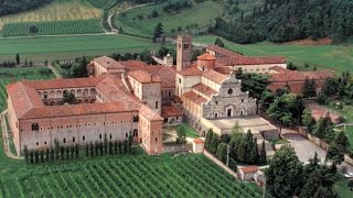 Abbazia Benedettina di Praglia Padova Veneto La Chiesa e i tre Chiostri  videomix [upl. by Anifur]